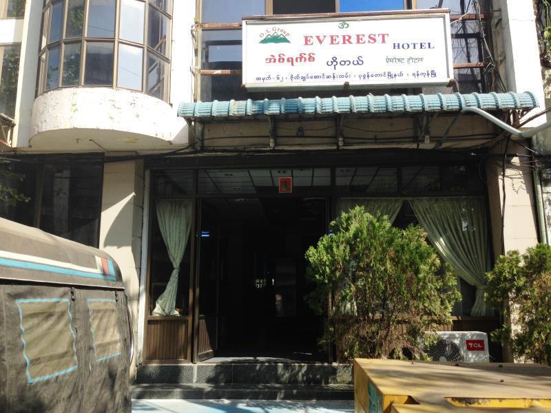 Everest Hotel Yangon Eksteriør bilde