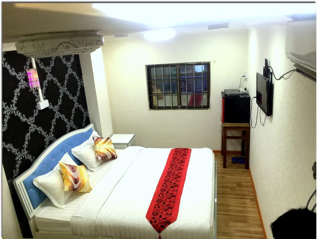 Everest Hotel Yangon Eksteriør bilde