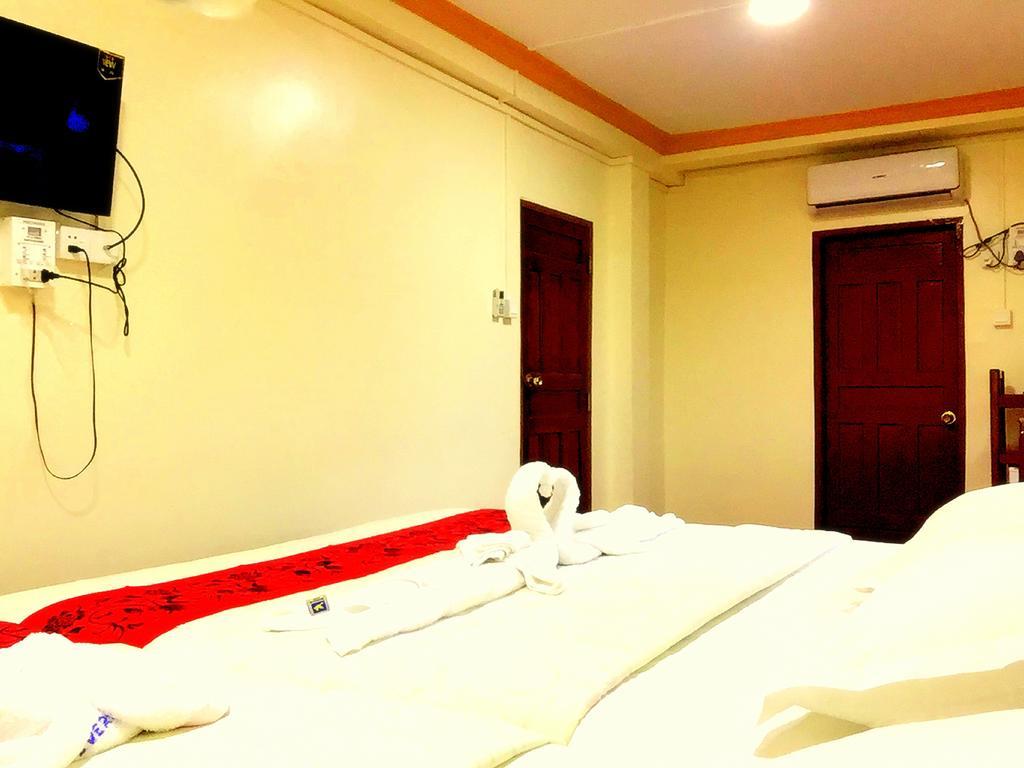 Everest Hotel Yangon Eksteriør bilde